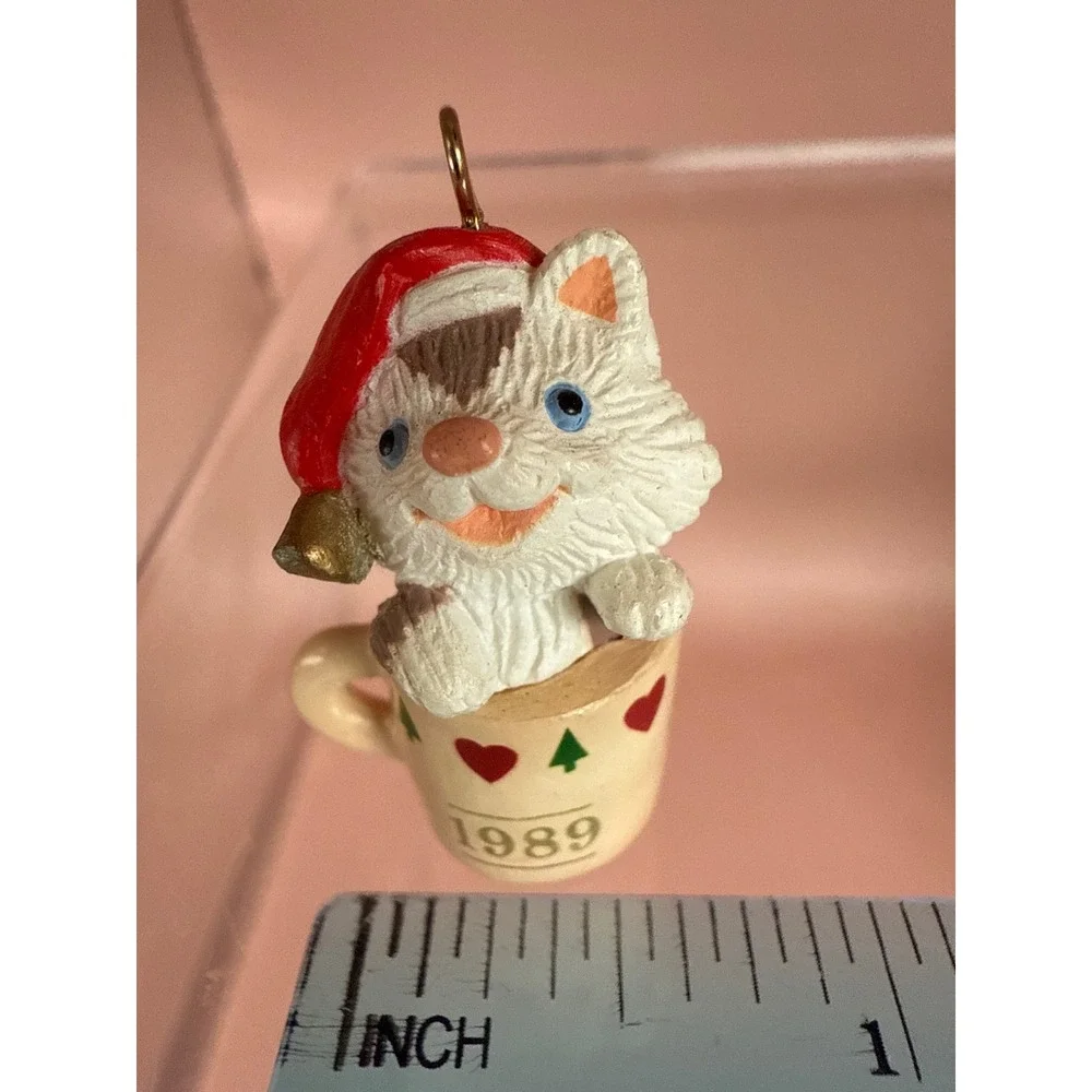 Hallmark charming 1989